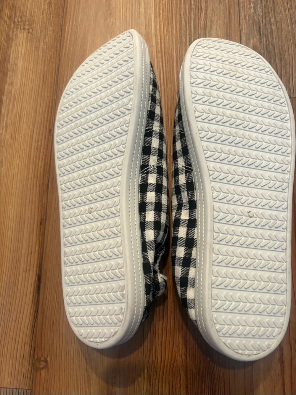 Maurices Mariah Gingham Slip-On Sneakers Women’s Size 8 Black White Cozy Lined